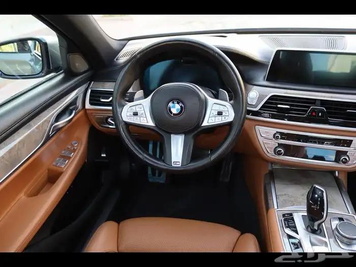 للبيع BMW 730li Mkit 2021 نظيفة بكالة الوكالة . 8