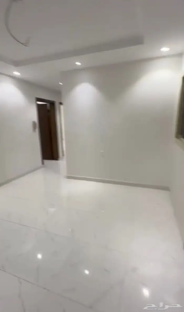 شقة للإيجار في بطحاء قريش 1