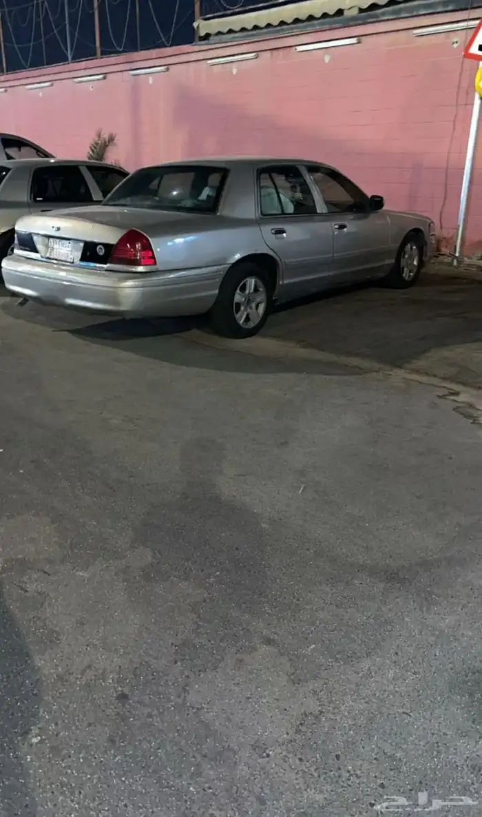 فورد فكتوريا 2006 2