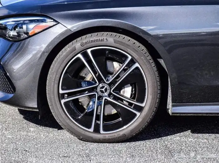 مرسيدس سي ال اي Mercedes CLE 300 4matic موديل 2025 6