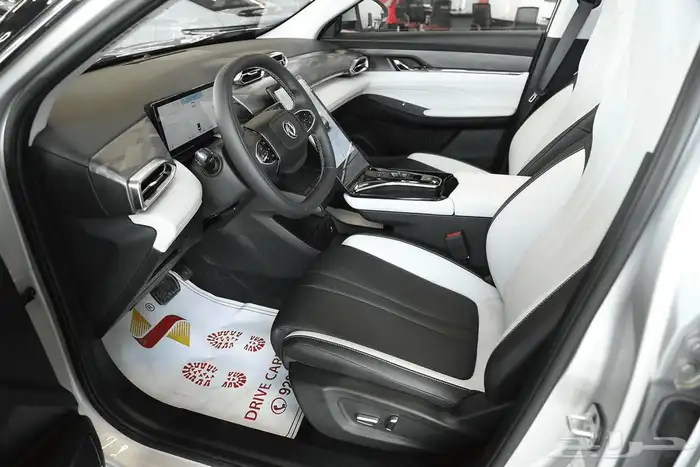 دونج فينج ميج E2 لكجري 2026 4