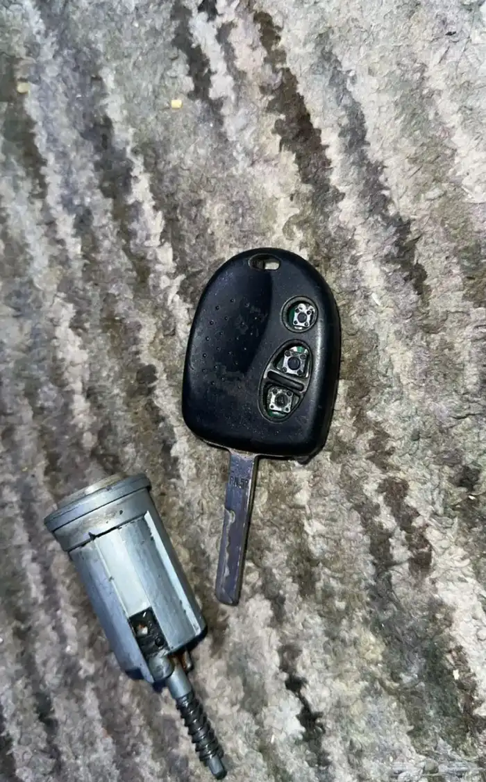 للبيع سلف مفتاح لومينا و كابرس 2000 الى 2006 2