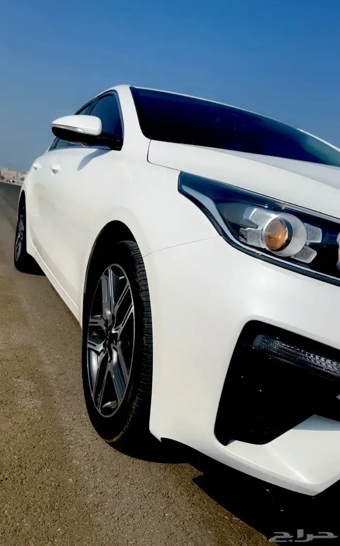 كيا سيراتو K3 وارد كوريا 2020 فل كامل عادا الفتحة ممشى قليل 12