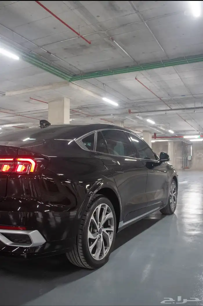 تورس فل كامل اللون اسود توكيلات الجزيرة موديل 2024 تيتانيوم 3