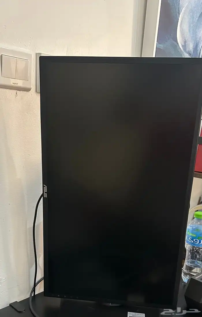 شاشة ألعاب سريعة جدا  السعر ما ينزل عن 750 شريتها ب 1000ريال 5