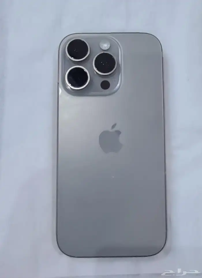 ايفون 16 برو ذاكره 128 مع كرتون حقه استخدام 6 شهور 1