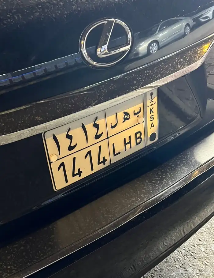 لوحة شبه مميزة 0