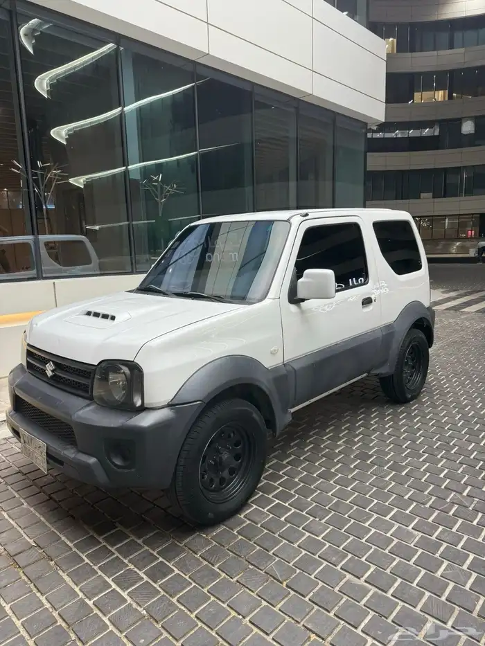 سزوكي جيمني 3