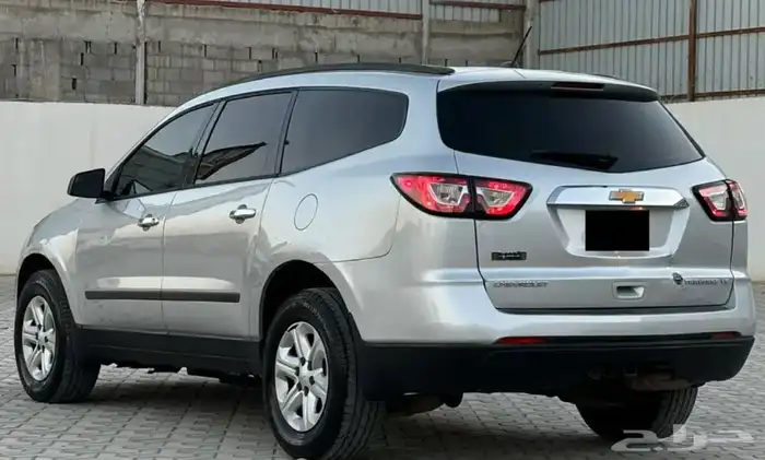 سيارة شيفرولية ترافيرس 1