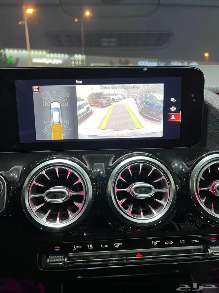 مرسيدس GLA200 موديل 2021 16