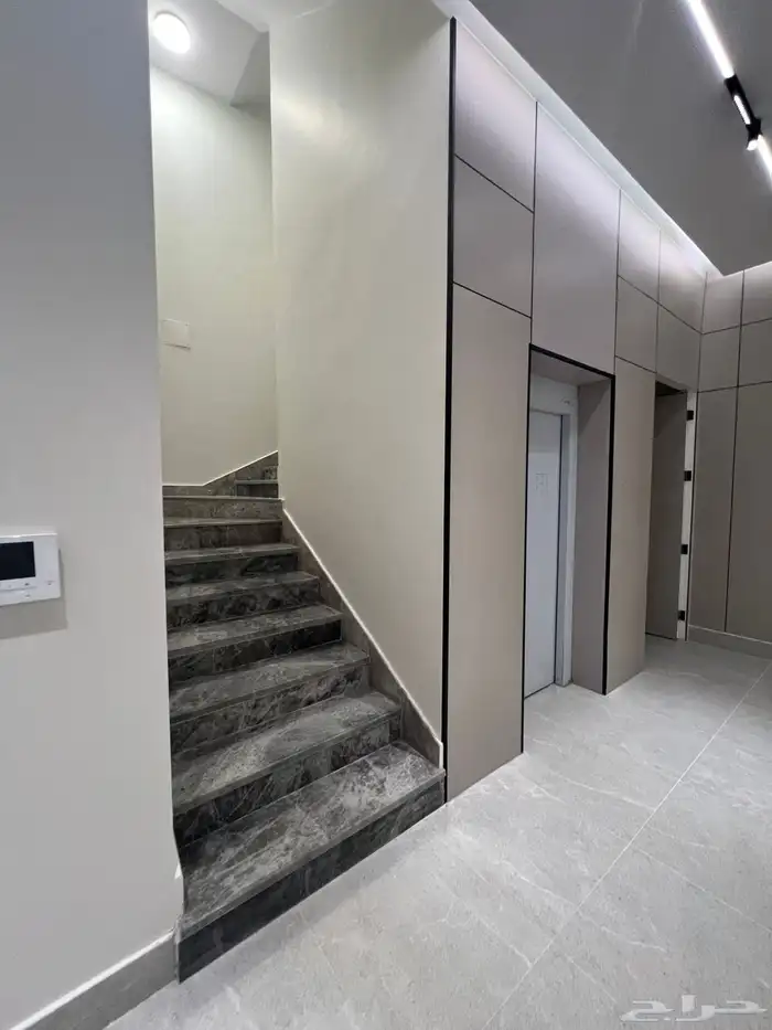 فلتين دبلكس للبيع حي اليرموك 8