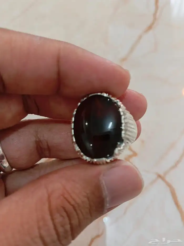 خاتم فضة عقيق يماني كرزي مزعفر 1