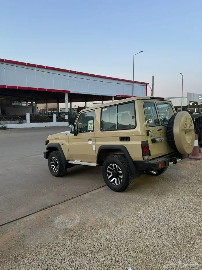 تويوتا ربع 2025 سعودي فل كامل بنزين قير اتوماتيك جديد بيج 7