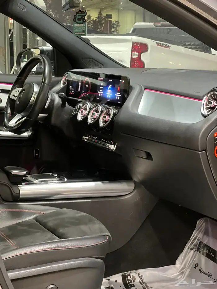 مرسيدس GLA200 موديل 2021 8