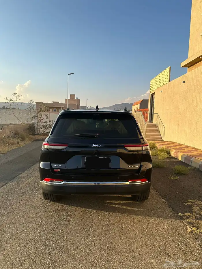جيب جراند شيروكي 2023 ليمتد بلس 5