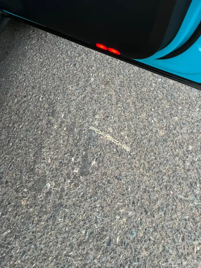 بورش ماكان 4