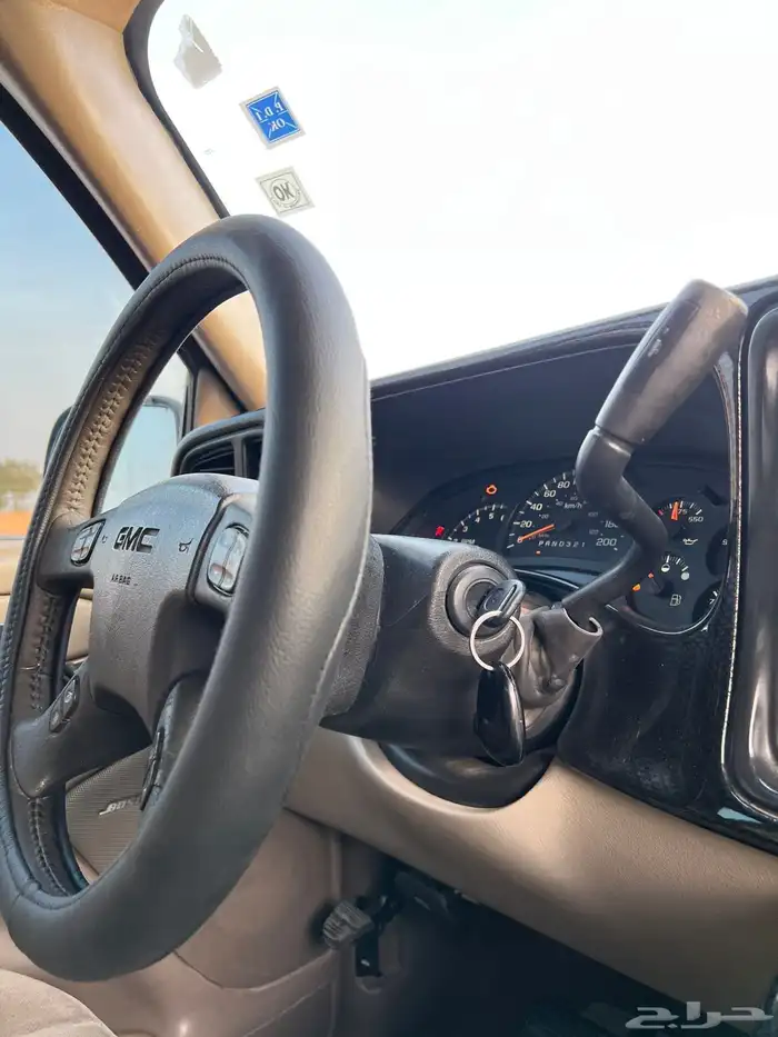 يوكن 2006 نظيف للبيع 31