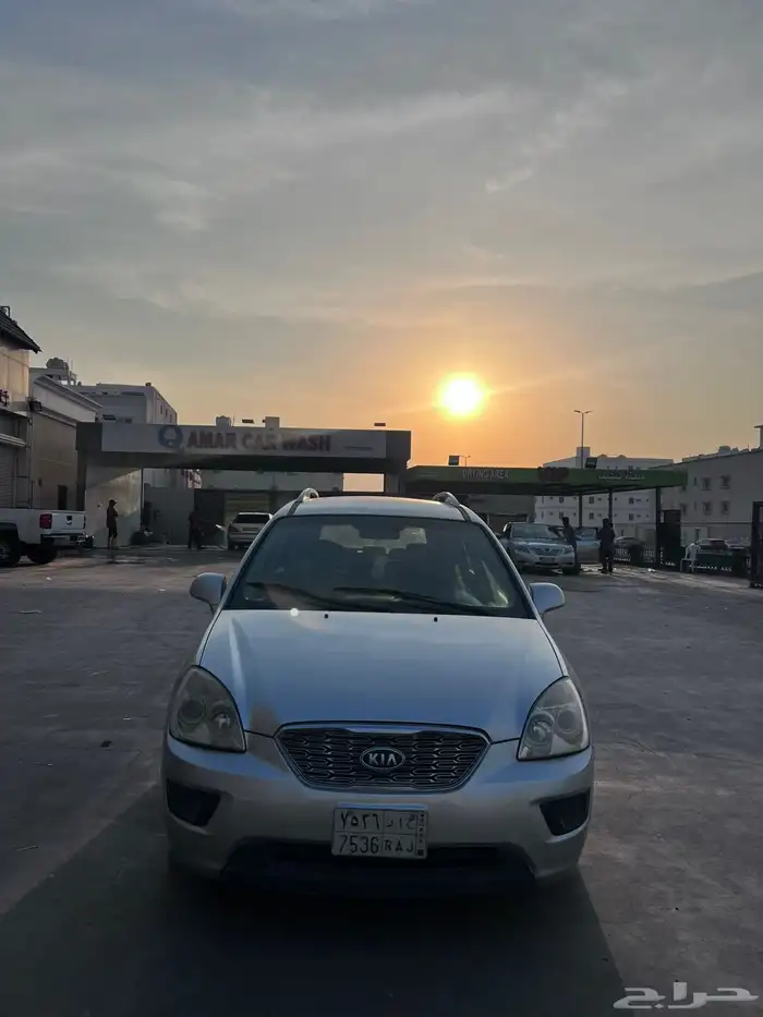 كيا كارينز 2013 1