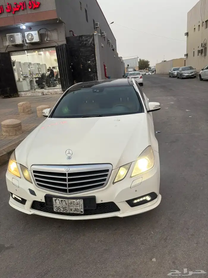 مرسيدس. موديل 2012 1