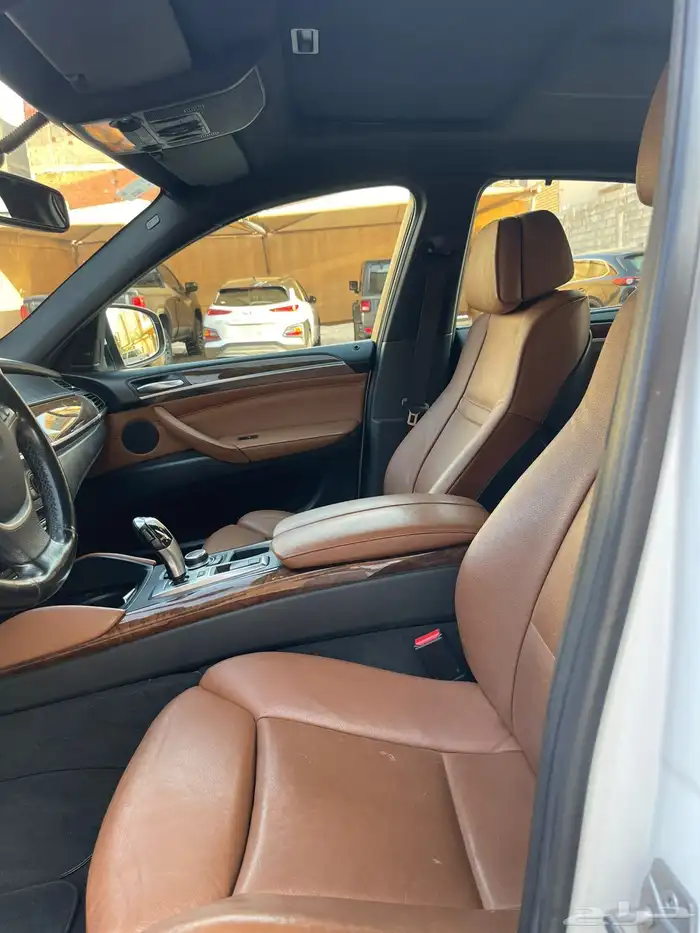 بي ام دبليو 2012 BMW 9