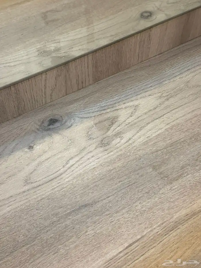 غرفة نوم سرير 180 مع المطرح وتسريحه و2 كومدي ودلاب كورنر 11