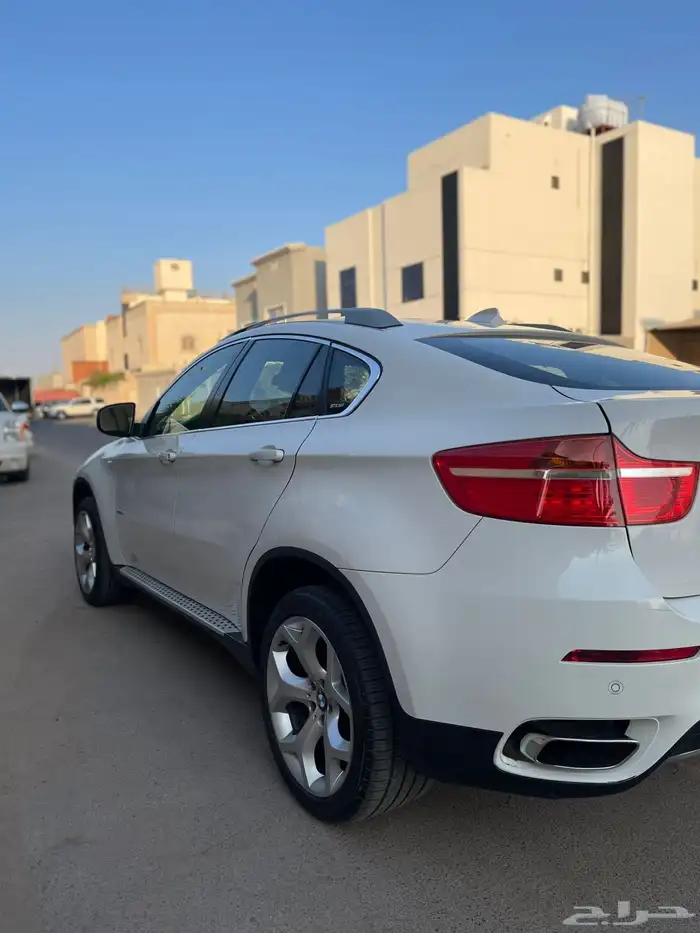 بي ام دبليو 2012 BMW 2