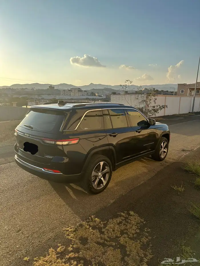 جيب جراند شيروكي 2023 ليمتد بلس 4