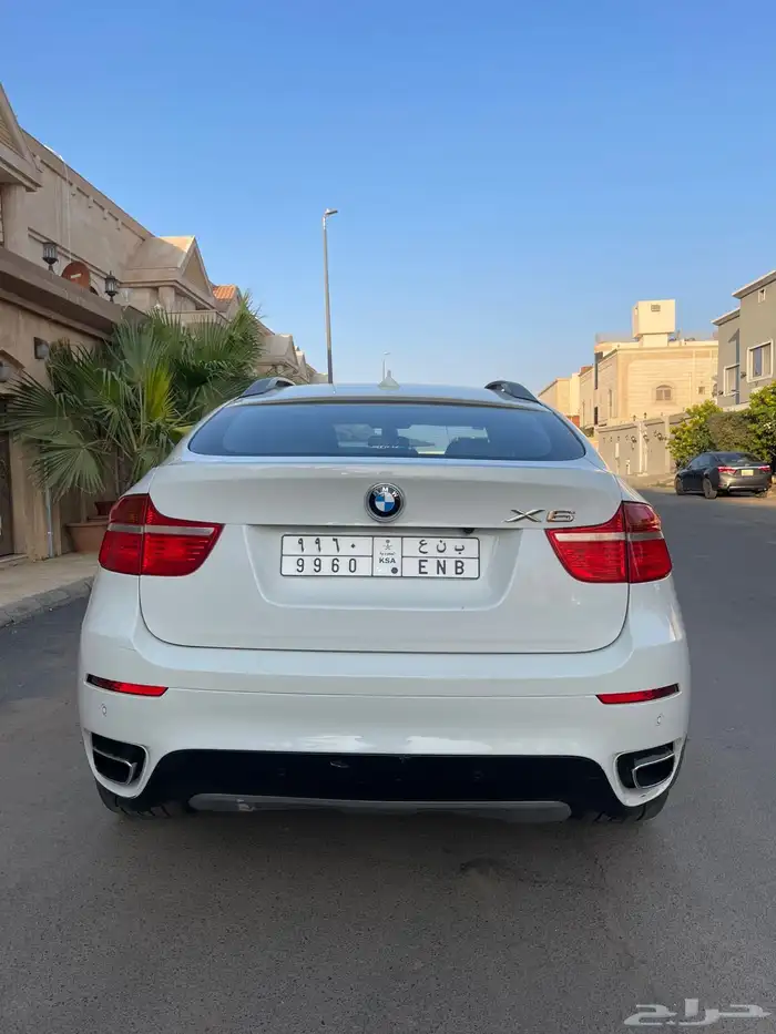 بي ام دبليو 2012 BMW 10