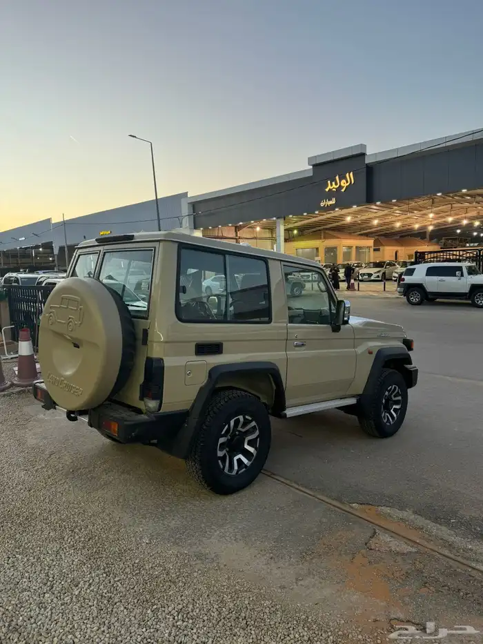 تويوتا ربع 2025 سعودي فل كامل بنزين قير اتوماتيك جديد بيج 5