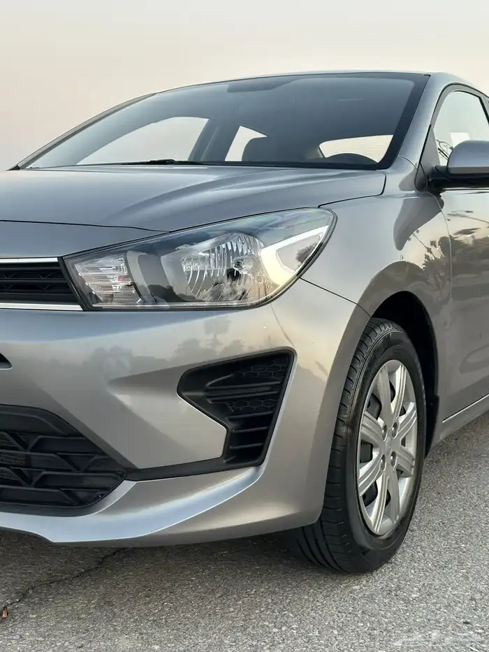 كيا ريو عداد 60 الف 31