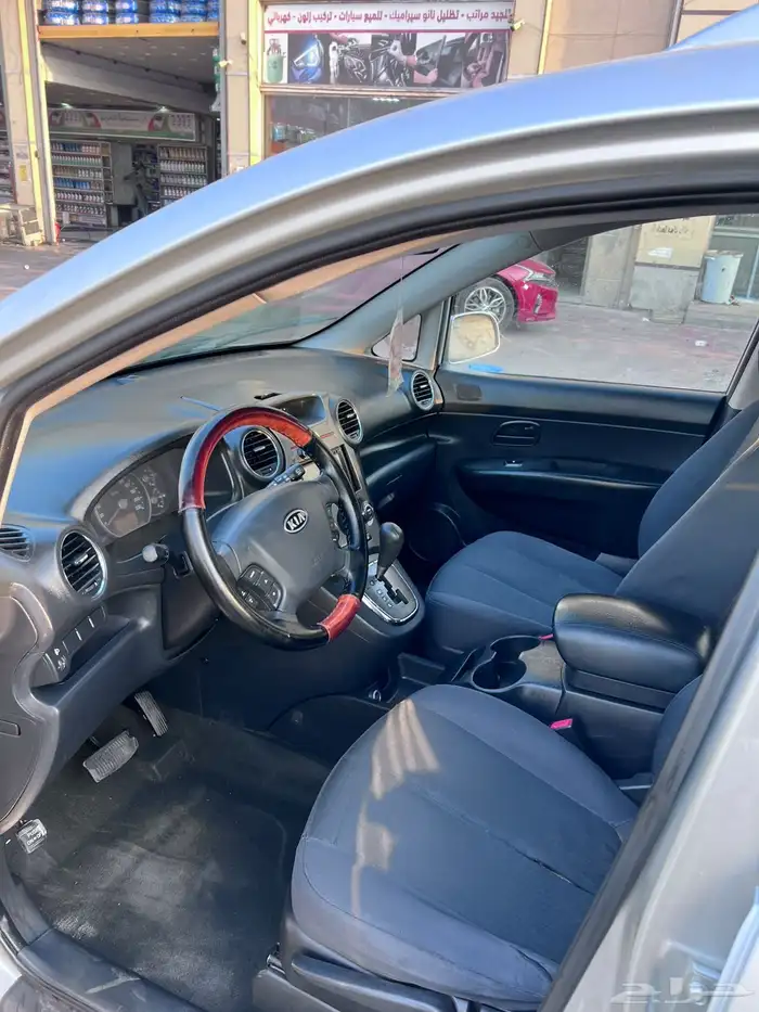 كيا كارينز 2013 5