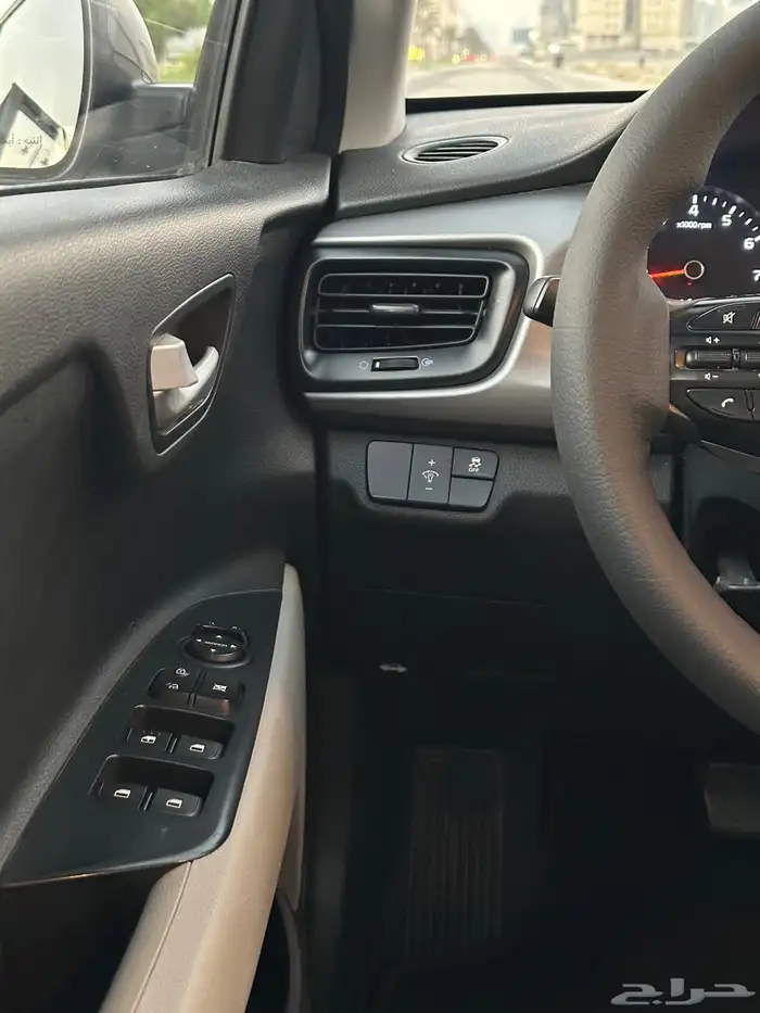 كيا ريو عداد 60 الف 9