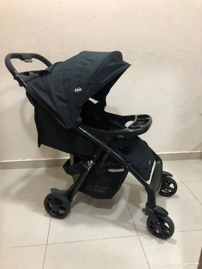 عربة أطفال نظيفة 2