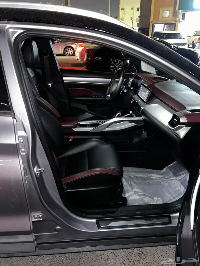 سيارة جيلي 2022 15