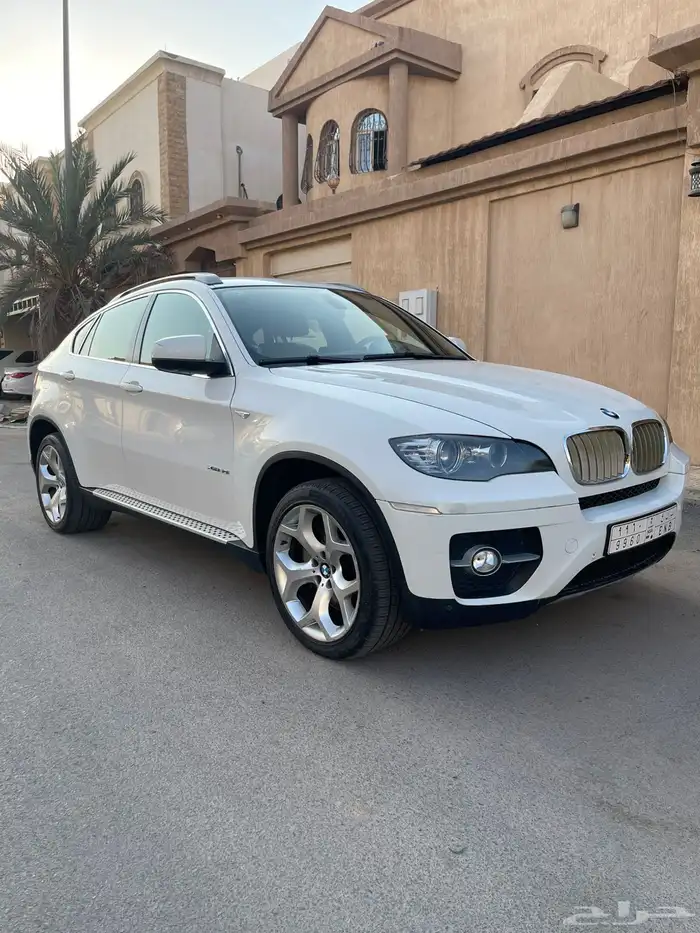 بي ام دبليو 2012 BMW 8