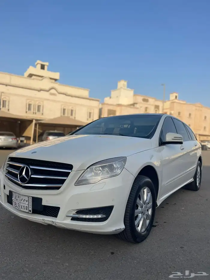 للبيع مرسيدس مخزن R300 2011 5