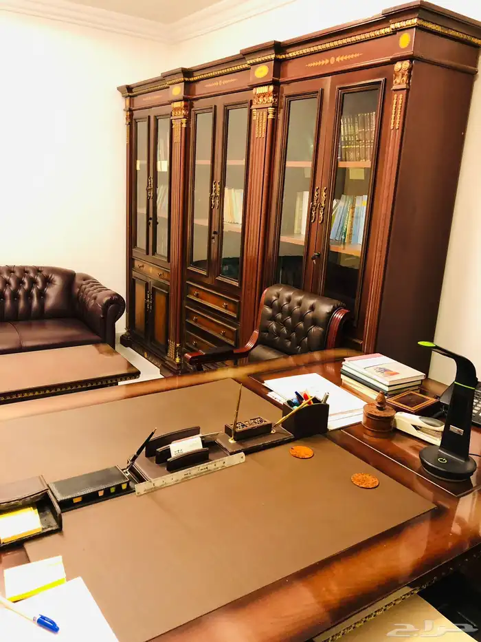 مكتب ملكي فاخر للبيع 4