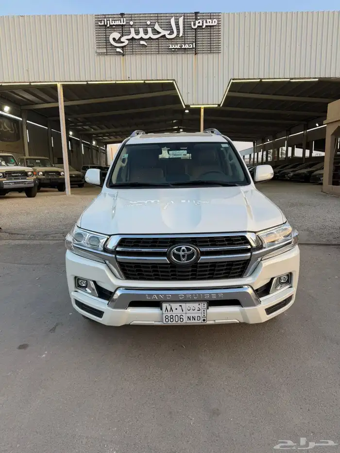 تويوتا GXR ديزل 2021 رقم 2 سعودي ابيض عداد 127 الف 1