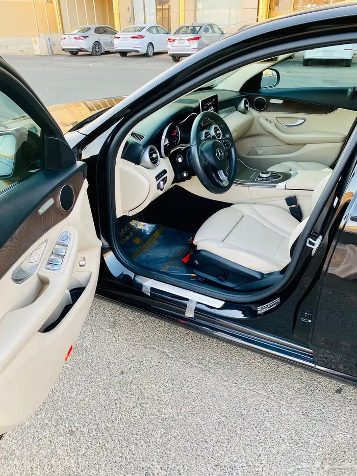 مرسيدس C200 وارد ألماني 2018 18