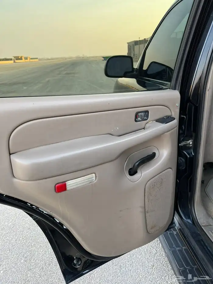 يوكن 2006 نظيف للبيع 23