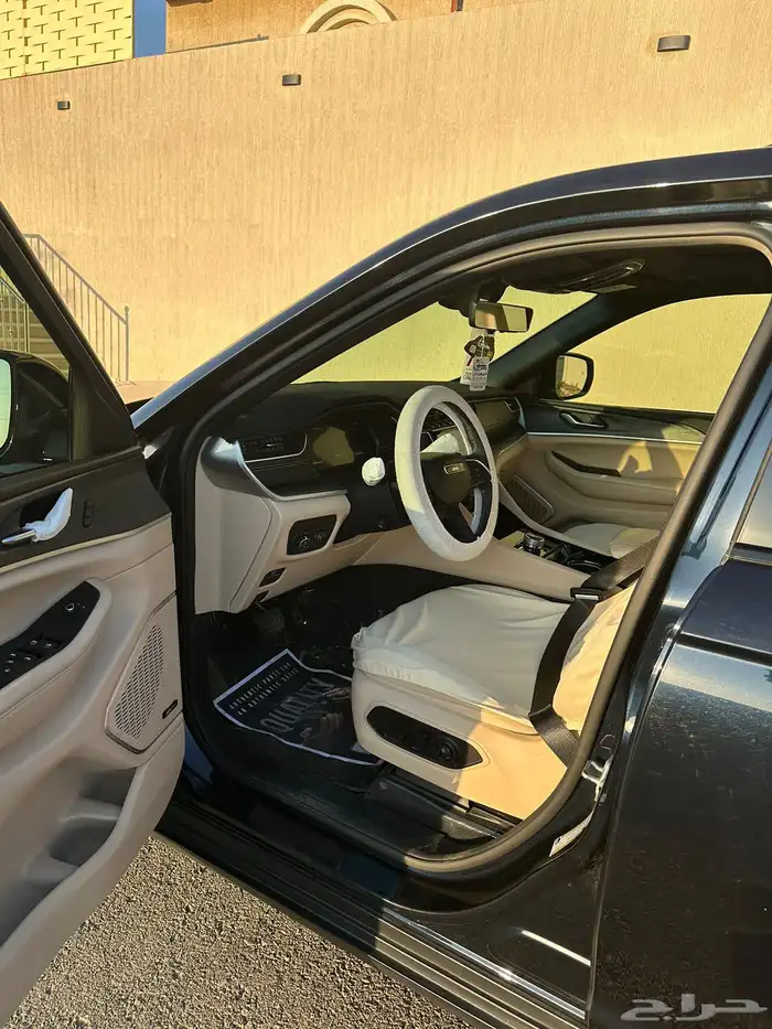 جيب جراند شيروكي 2023 ليمتد بلس 8