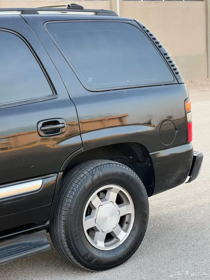 يوكن 2006 نظيف للبيع 5