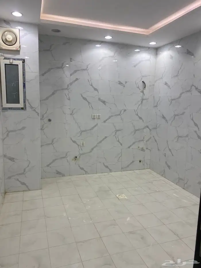 شقة جديدة للإيجار   حي التيسير  جدة 10