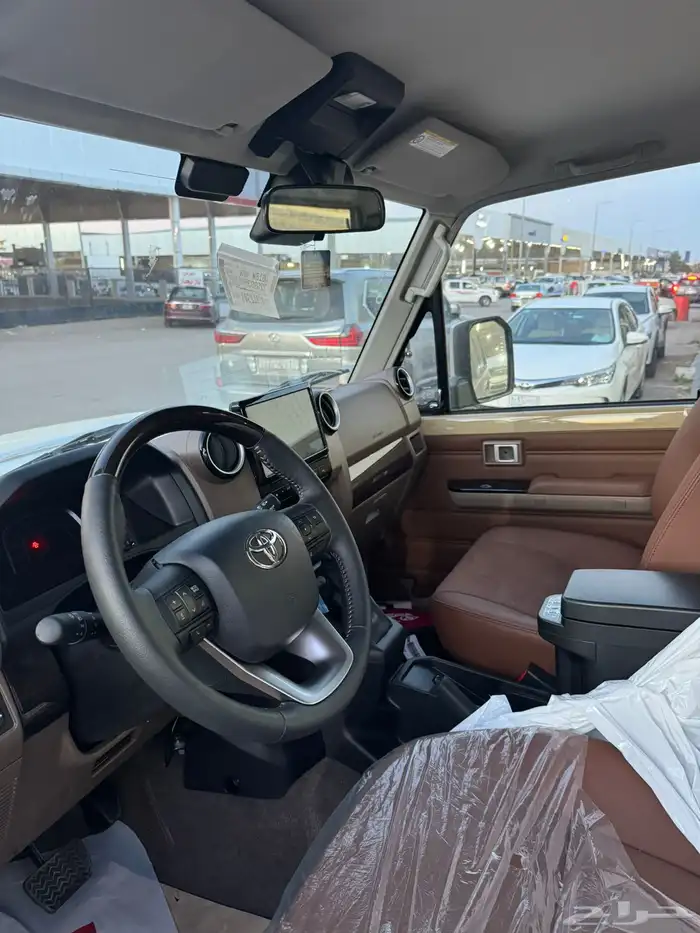 تويوتا ربع 2025 سعودي فل كامل بنزين قير اتوماتيك جديد بيج 8