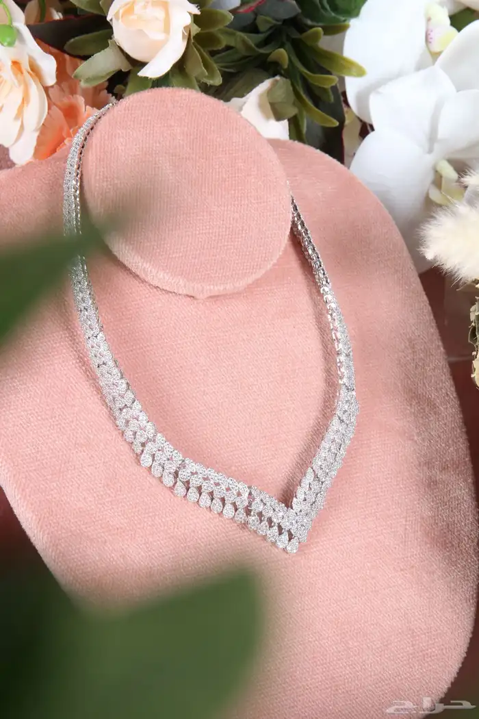 تاج زواج ملكي فخم وعقد الماس مع حلق وخاتم 2