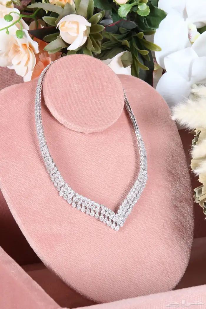 تاج زواج ملكي فخم وعقد الماس مع حلق وخاتم 1