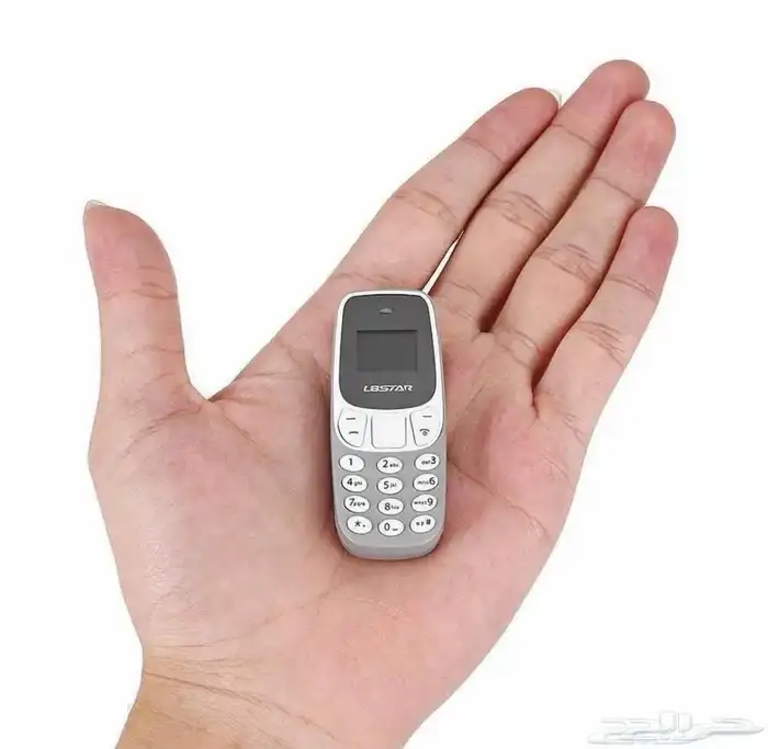 اصغر جوال في العالم بشريحتين يغير أصوات 1