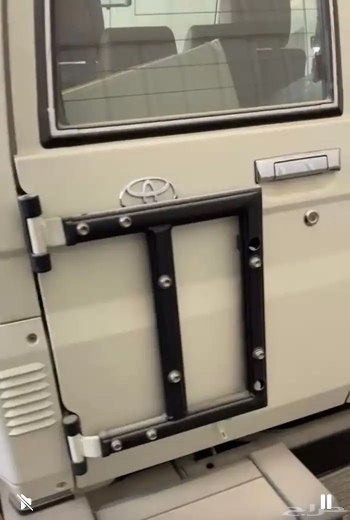 ربع 2025 بريمي ابيض فل كامل 1