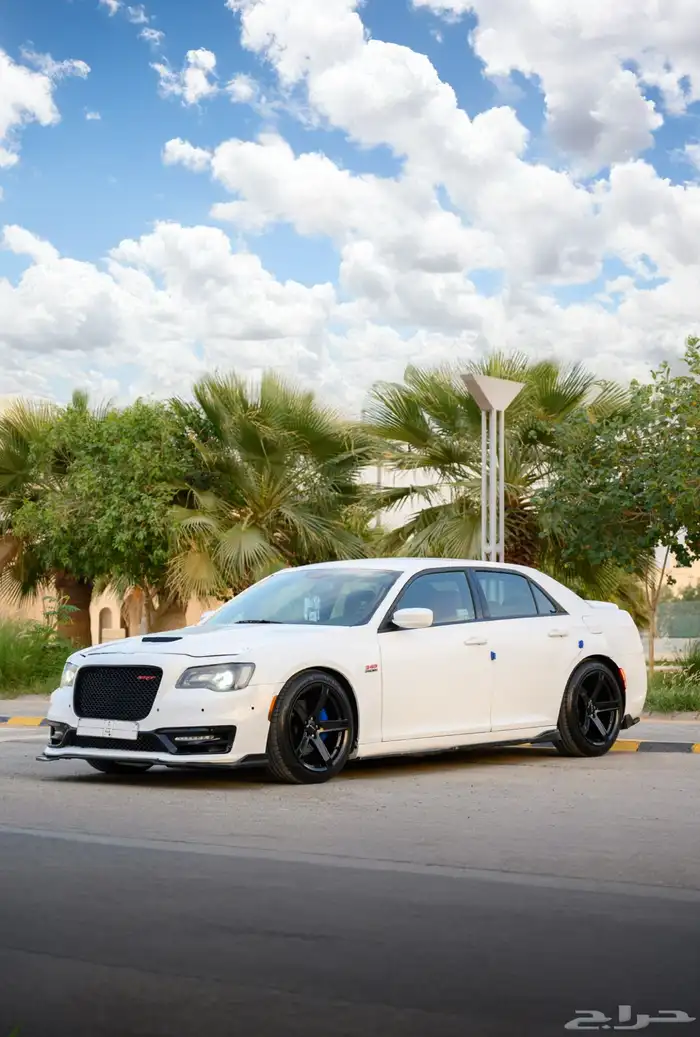 Chrysler srt 8 كرايسلر 14