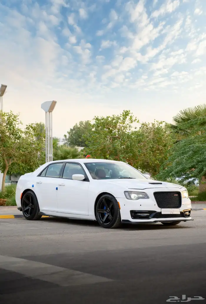 Chrysler srt 8 كرايسلر 15